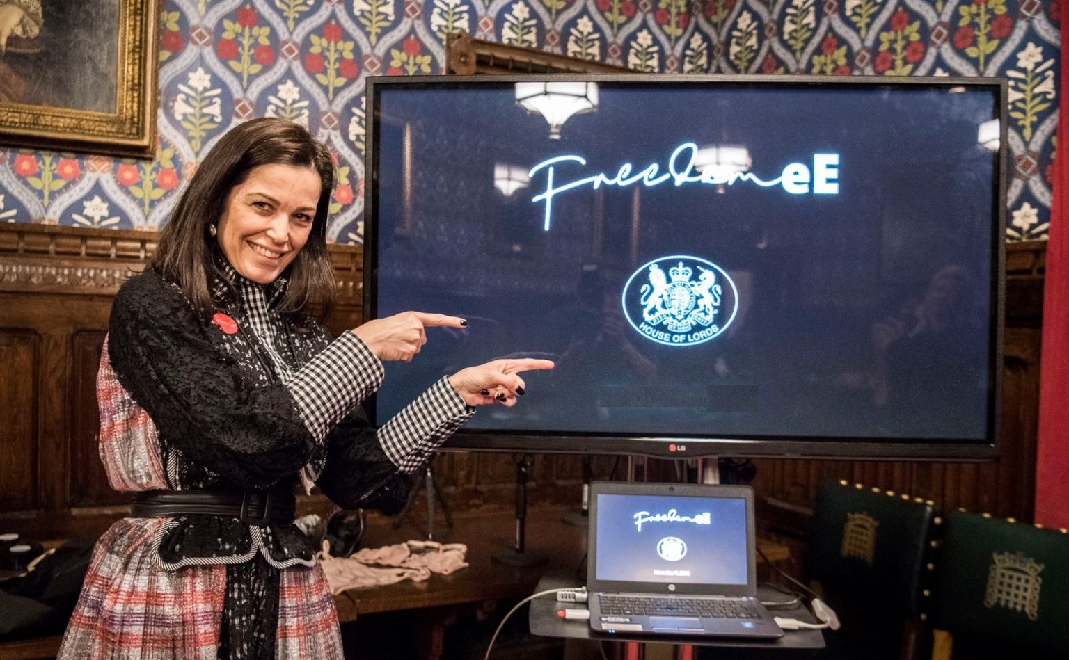 FreedomeE.com, onde você entra e faz a diferença