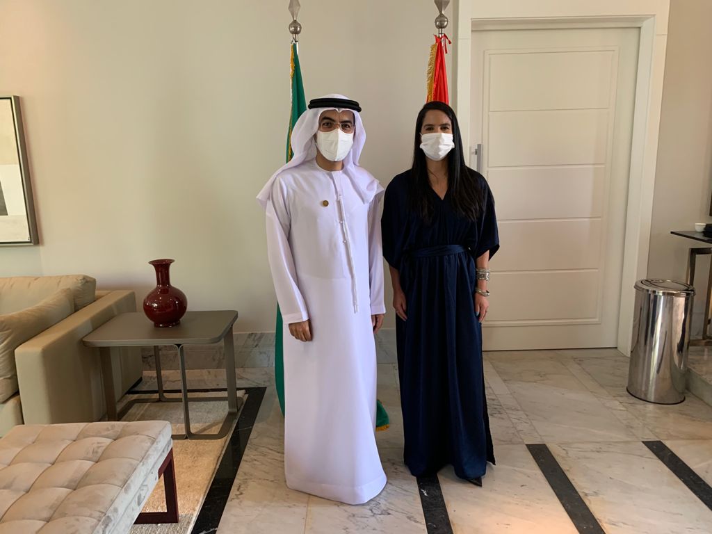 Embaixador Saleh Ahmed Alsuwaidi e Elna Souza, CEO Diplomacia Business Embaixador Saleh Ahmed Alsuwaidi e Elna Souza, CEO Diplomacia Business