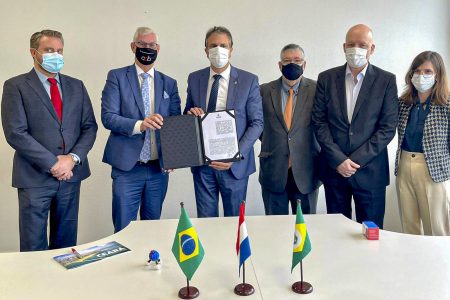 Hidrogênio Verde: Ceará assina memorando com a Holanda, que prevê investimento de 2 bilhões de dólares