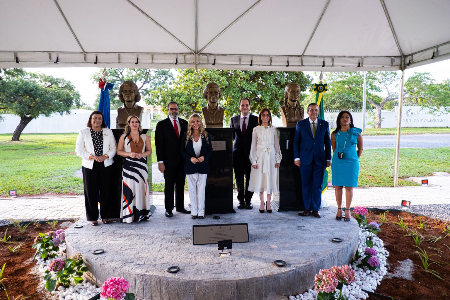 Embaixada da República Dominicana inaugura a Praça Irmãs Mirabal em Brasília