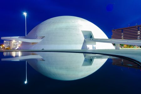 Brasília é a Capital Ibero-americana das Culturas 2022 white concrete building during night time