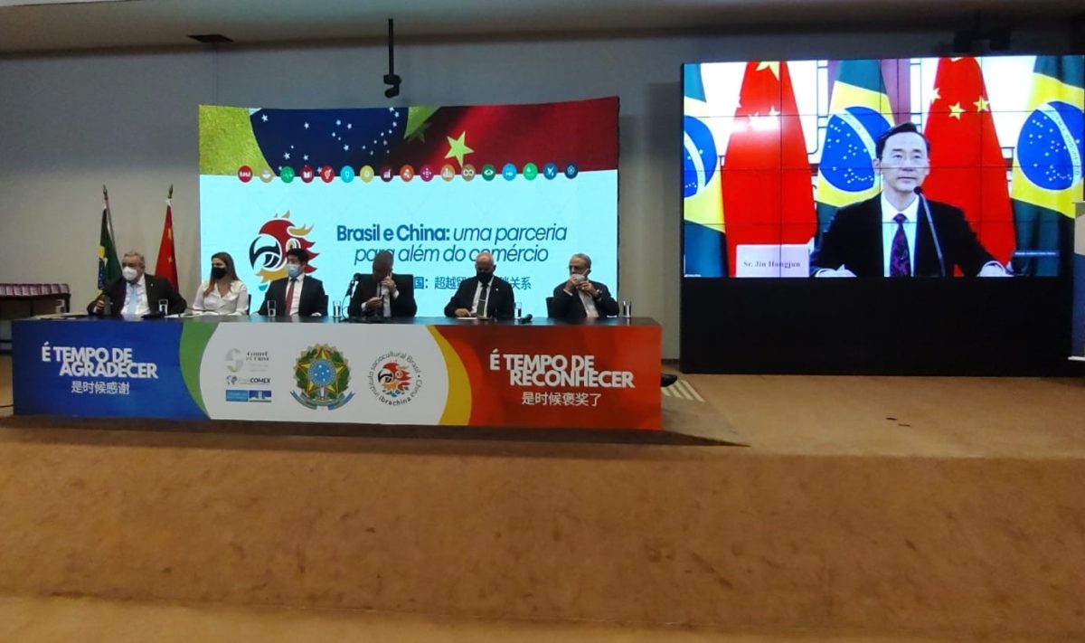 Evento na Câmara comemora parceria entre Brasil e China