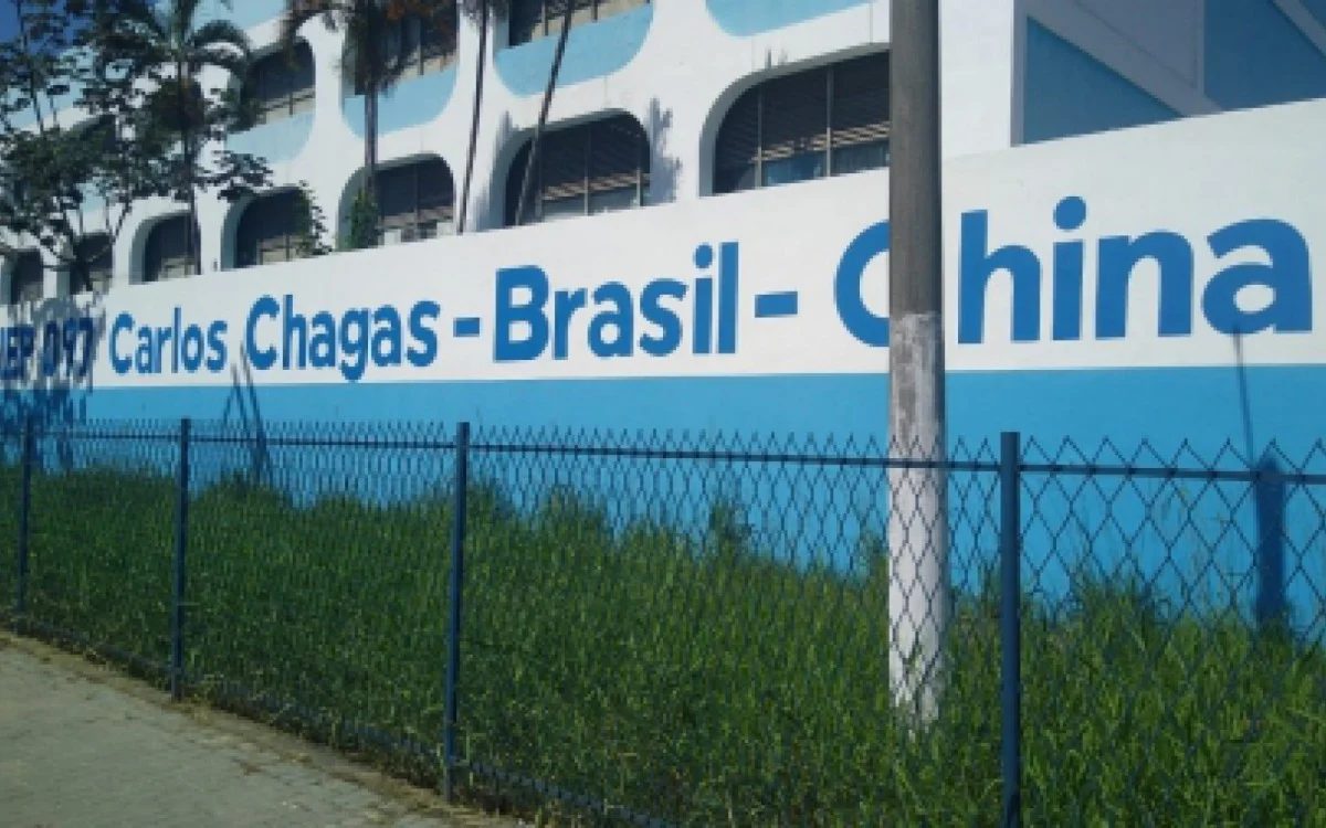Escola de Duque de Caxias (RJ) inicia projeto intercultural Brasil-China