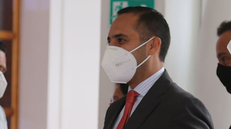 Toma posse o novo ministro das Relações Exteriores do Equador