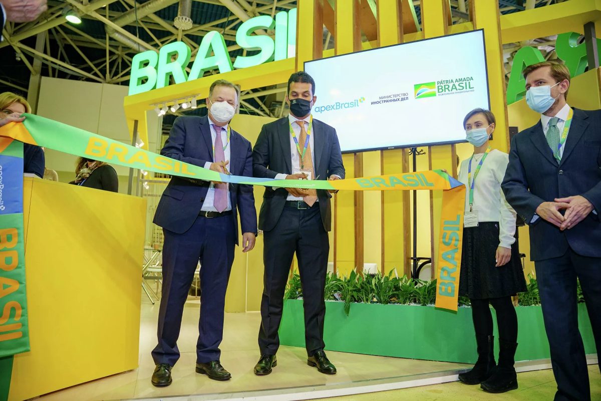 Agropecuária terá papel central na visita de Bolsonaro à Moscou, diz embaixador do Brasil na Rússia