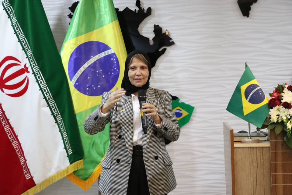 Tereza Cristina visita Irã e trata da compra de fertilizantes para o Brasil