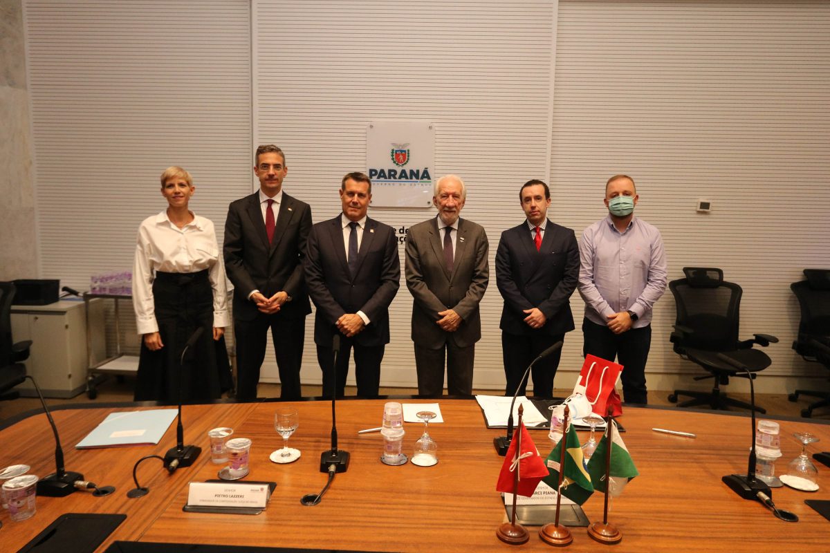 Infraestrutura é destaque em encontro do embaixador da Suíça com governo do Paraná