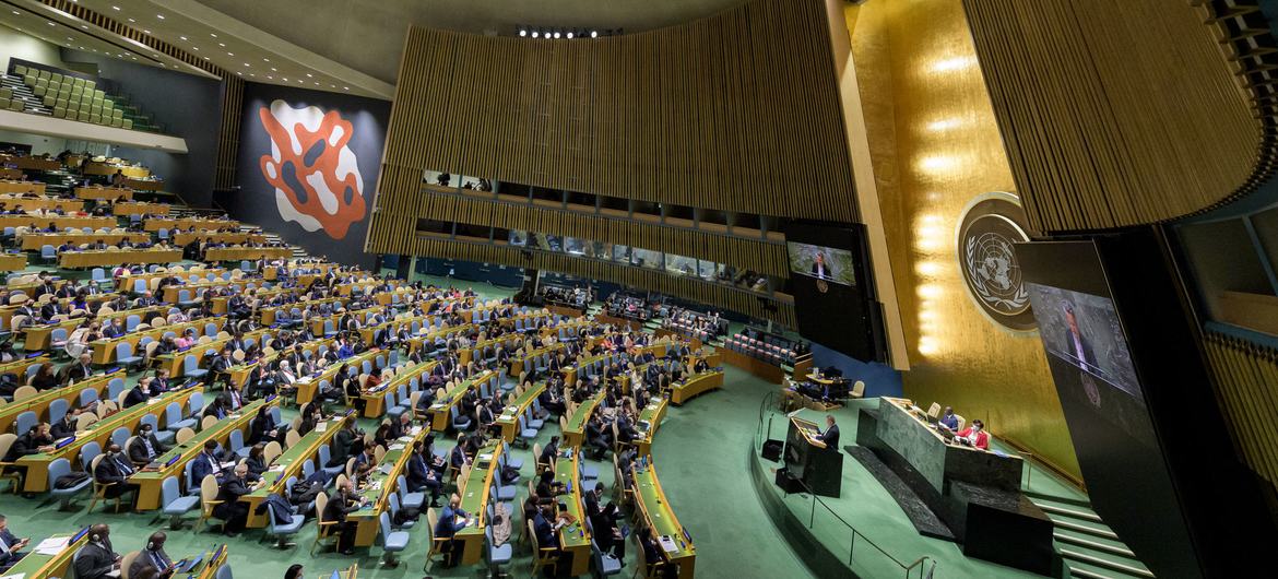 Rússia é suspensa do Conselho de Direitos Humanos da ONU