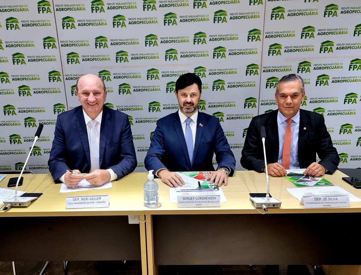 Frente Parlamentar de Agropecuária se reúne com embaixador de Belarus para discutir sobre fertilizantes