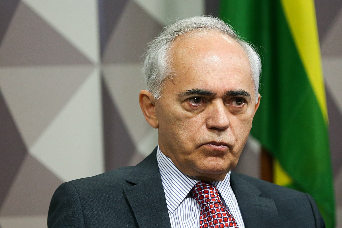 embaixador Raimundo Carreiro Silva