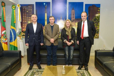 Embaixador da Turquia visita Caxias do Sul (RS)