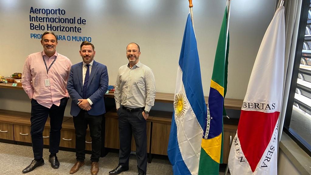 Cônsul da Argentina visita as instalações do Aeroporto Industrial em Belo Horizonte
