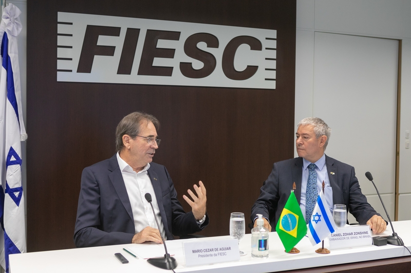 Embaixador de Israel visita Federação das Indústrias de Santa Catarina