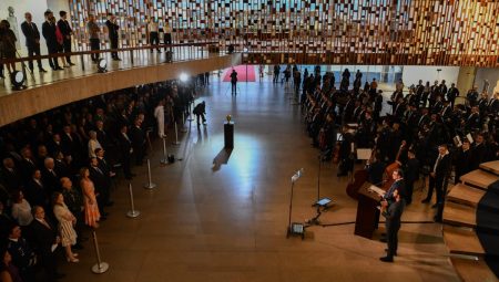 Embaixadores participam de apresentação do Coração de D. Pedro I em Brasília