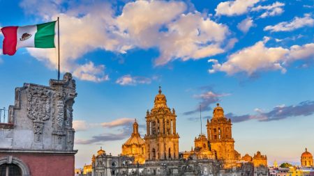Mexicanos comemoram Data Nacional