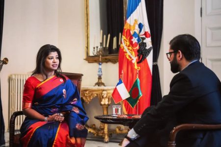 Embaixadora de Bangladesh apresenta suas cartas credenciais ao presidente do Chile