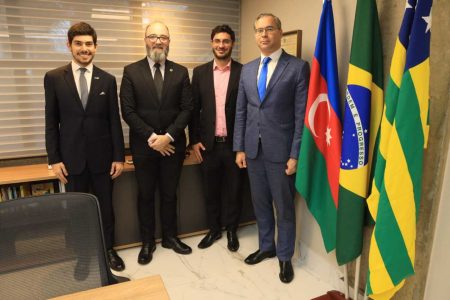 Embaixador do Azerbaijão visita sede da Fecomércio-GO