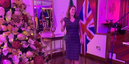 Embaixada do Reino Unido realiza festa de fim de ano