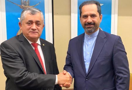 Vice-presidente do PT encontra com embaixador do Irã para retomar ‘boa relação bilateral’