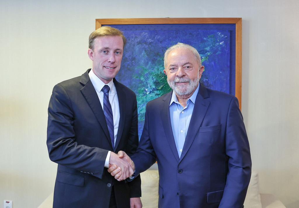 Lula se reúne com conselheiro de Segurança dos Estados Unidos, enviado de Biden