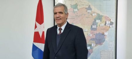 Diplomata de Cuba acredita que as relações com o Brasil “ganharão impulso importante”
