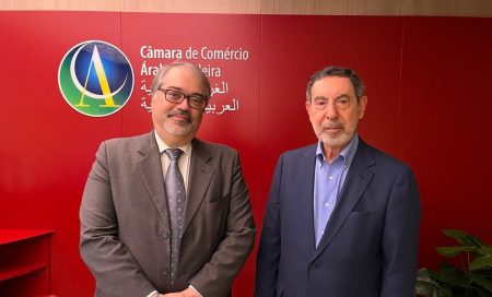 Câmara Árabe e ABC assinam termo de doação para a Síria