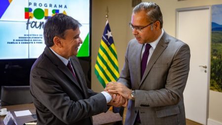 Ministro do Desenvolvimento recebe embaixador do Azerbaijão
