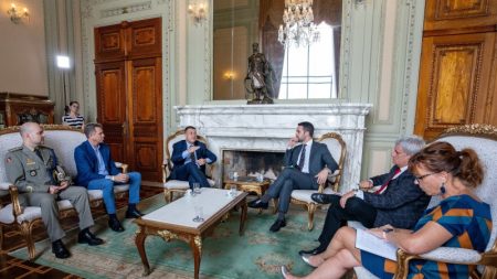 Governador do RS recebe embaixador do Canadá e apresenta oportunidades de investimento no Estado