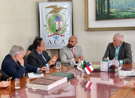 Embaixador de El Salvador faz visita ao Amazonas