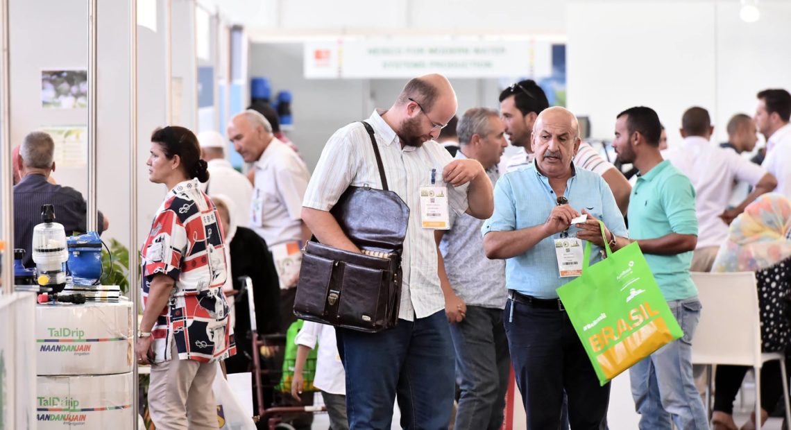 Em nova fase da Argélia, embaixada leva empresas para feira