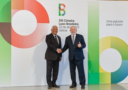 13ª Cimeira Brasil-Portugal termina com assinatura de 13 acordos entre os países