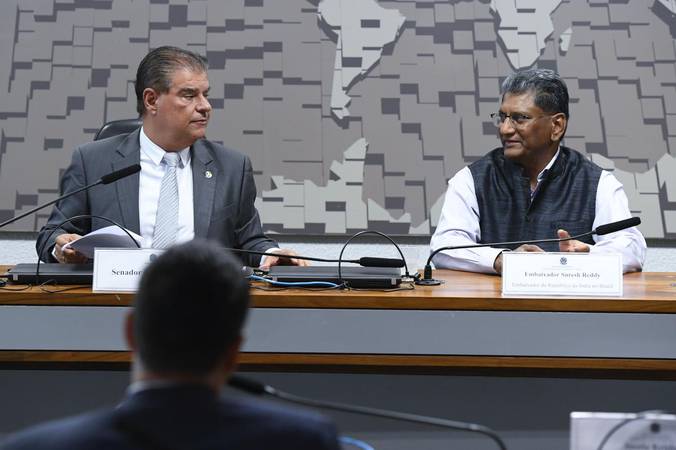 Grupos Parlamentares Brasil-Índia e Brasil-Suíça são instituídos no Congresso