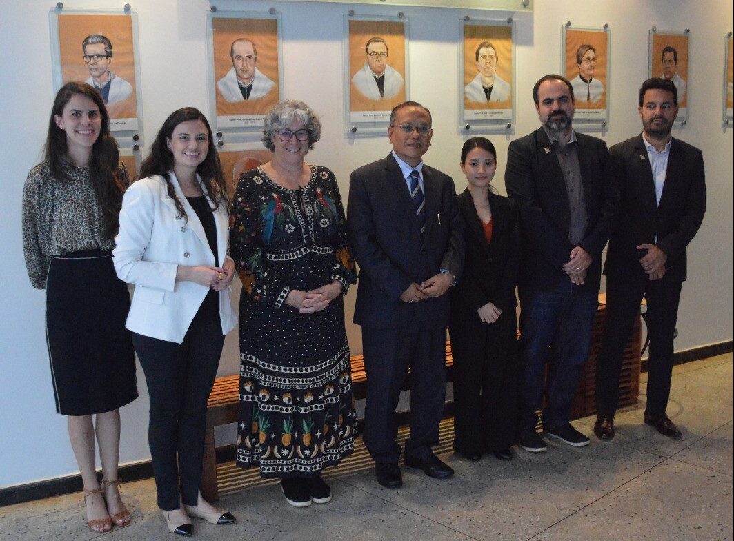 Embaixador de Myanmar visita a Universidade Federal de Goiás