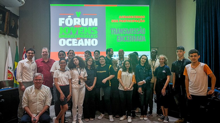 Fórum de Jovens Embaixadores do Oceano reúne estudantes e pesquisadores para debater proteção e uso sustentável
