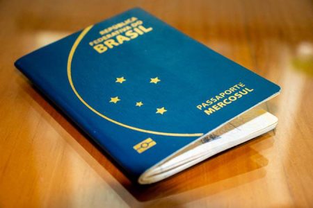 Brasileiros poderão ser atendidos em embaixadas ou consulados de países do Mercosul, Bolívia ou Chile