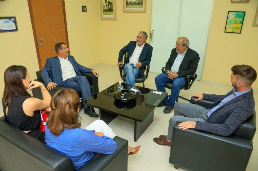 Prefeitura de Belém e Embaixada Suíça debatem parcerias em meio ambiente, cultura e tecnologia