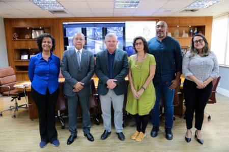 Prefeito de Niterói recebe embaixador de Cabo Verde