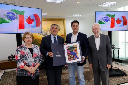 Governador do Paraná recebe embaixador do Canadá e reforça parceria em áreas estratégicas