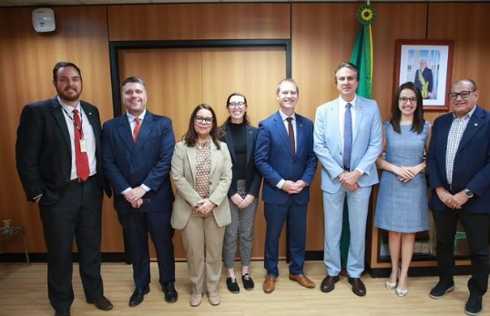 Ministro da Educação recebe Embaixador da Nova Zelândia