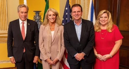 Embaixadora dos Estados Unidos se reúne com prefeito do Rio de Janeiro