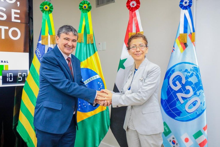 Ministro apresenta programas e ações de proteção social para a Embaixadora da Síria