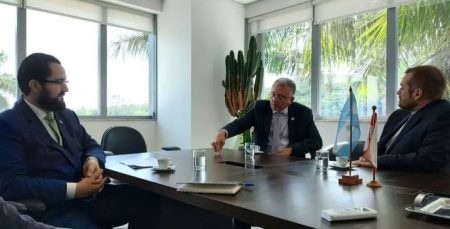 Estação Verão: Segurança Pública e Articulação Internacional se reúnem com o Consulado da Argentina em SC