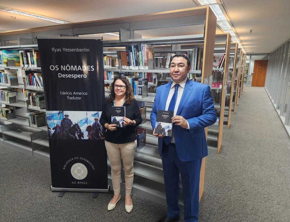 Acervo da biblioteca nacional brasileira ganha segundo volume de trilogia cazaque