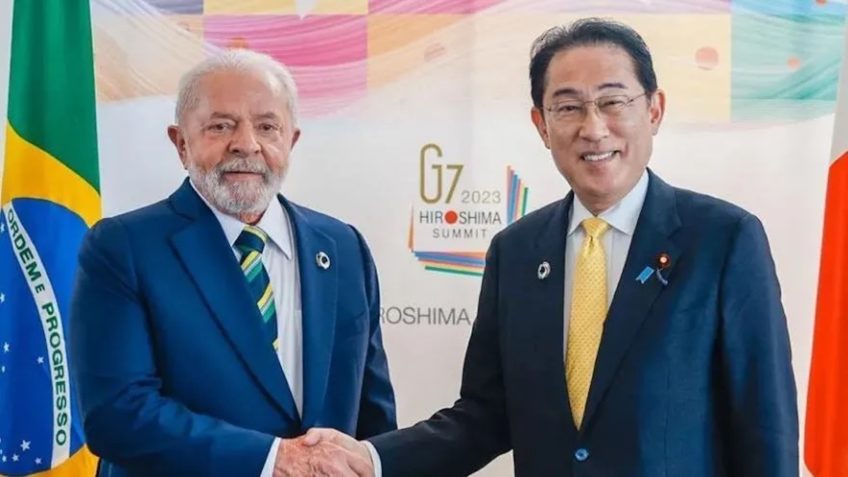 Conferência telefônica de cúpula Japão-Brasil