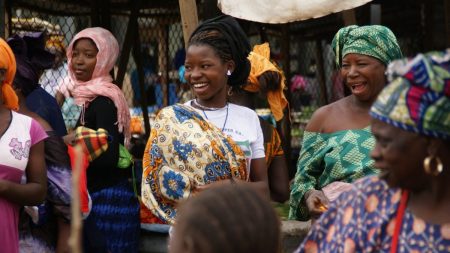 Gâmbia: cultura vibrante e colorida