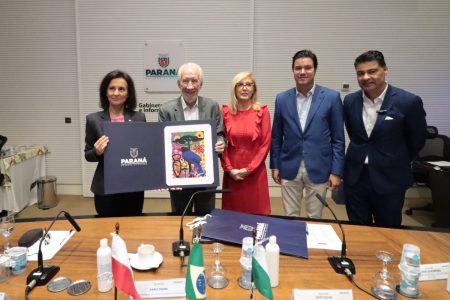 Paraná apresenta à Embaixadora da Polônia projetos com potencial para cooperação
