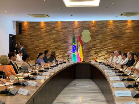 No Palácio da Abolição, secretários de Estado recebem a Embaixadora da Espanha no Brasil
