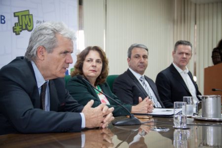 UnB recebe ministro da Educação Superior de Cuba
