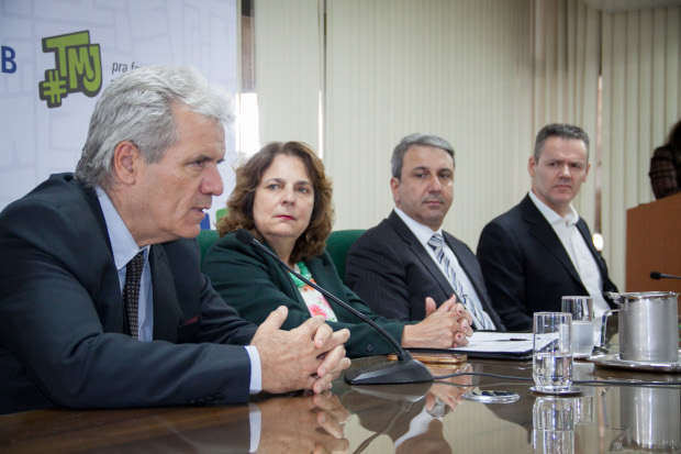 UnB recebe ministro da Educação Superior de Cuba