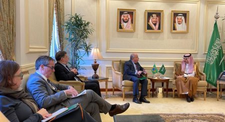 Na Arábia Saudita, Mauro Vieira fala sobre investimentos